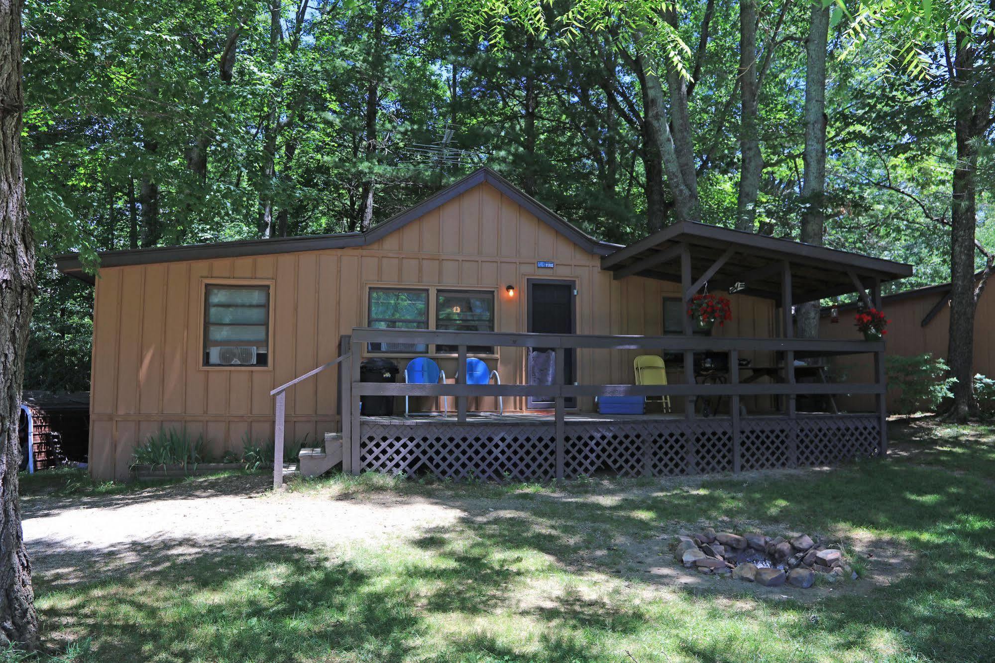 Linville Falls Campground, Rv Park, And Cabins Exteriör bild