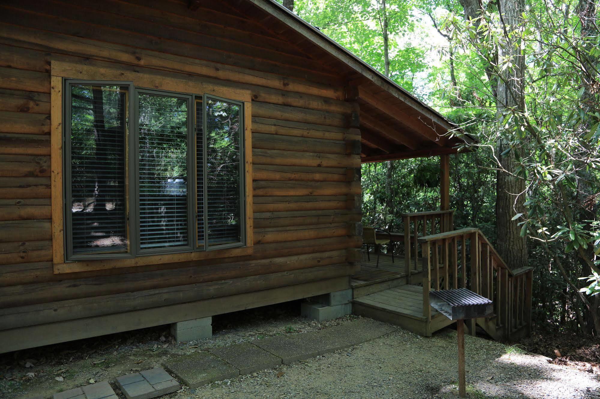 Linville Falls Campground, Rv Park, And Cabins Exteriör bild